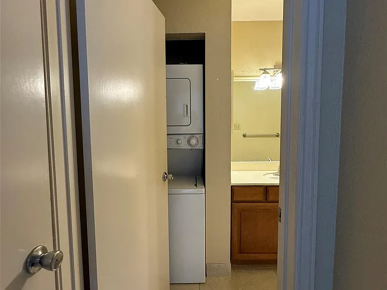 2475 Underwood St #291 — Photo 5