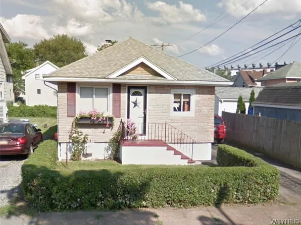 106 Beech St, Lackawanna, NY 14218