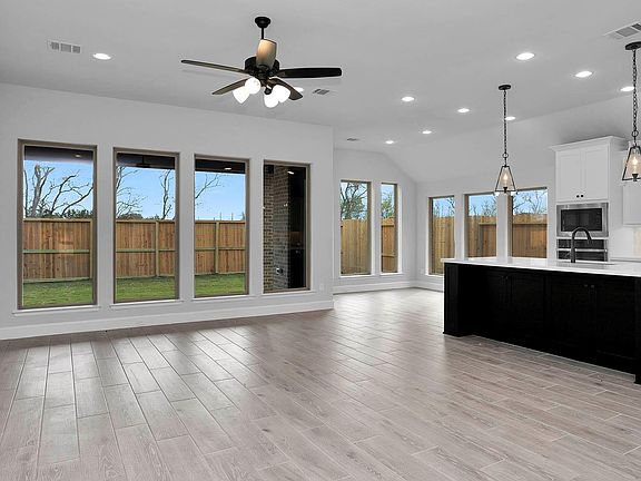 4th image of 5026 Albany Shores Ln