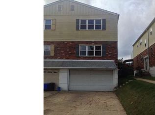 3372 Red Lion Rd, Philadelphia, PA 19114