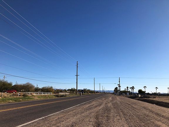 4th image of 5072 E Skyline Dr