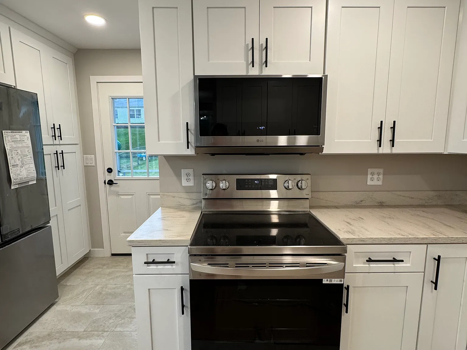 3 bed, 1080 sqft, $2,600 — Photo 4