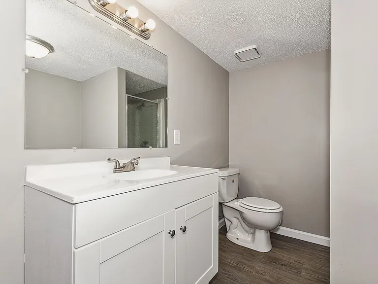 408 S Woodchuck Ln — Photo 16