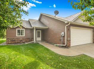 647 Cottonwood Ave, Litchfield, MN 55355