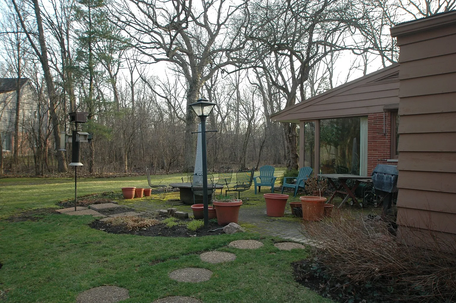 8 Hickory Ln photo 1