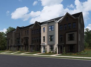 23077 Copper Tree Ter, Ashburn, VA 20148