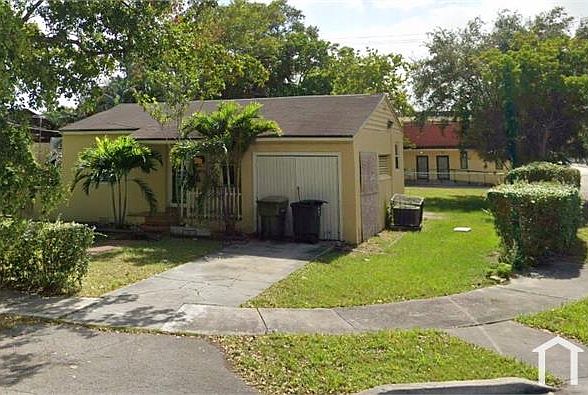 1st image of 900 NE 126th St