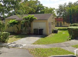 900 NE 126th St, North Miami, FL 33161