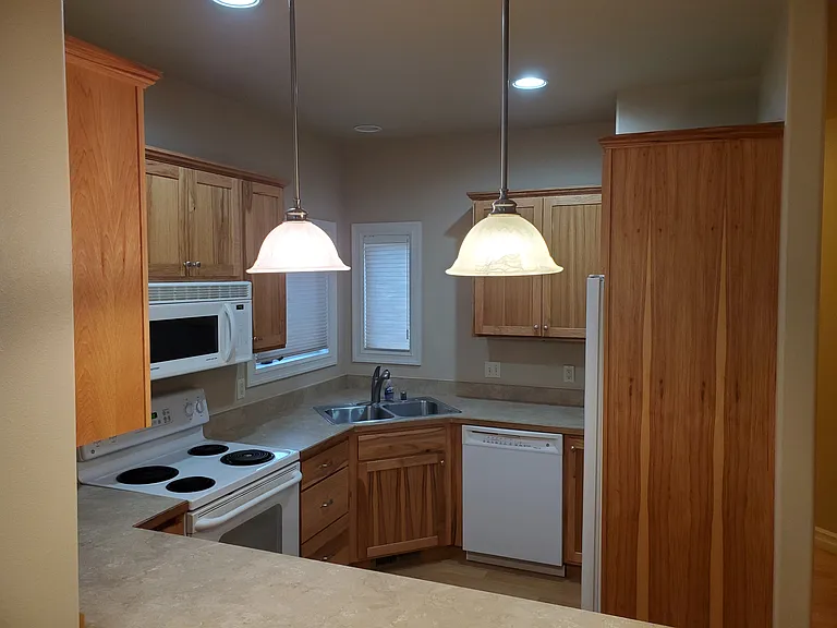 155 Fairway Blvd — Photo 5