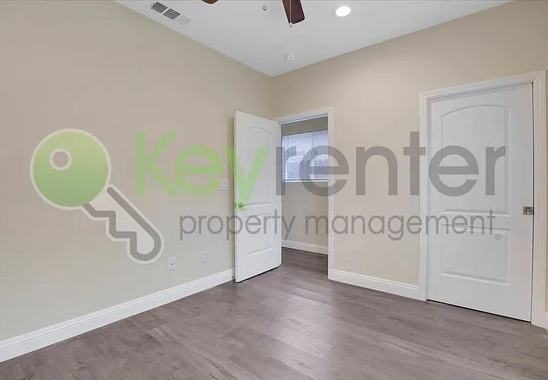 4015 May St — Photo 15