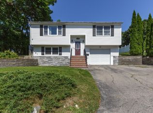 150 Lodge St, Manchester, NH 03104