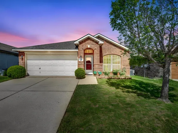 5205 Mirror Lake Dr, Haltom City, TX 76117