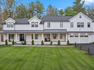 7 Circle Dr, Dover, MA 02030