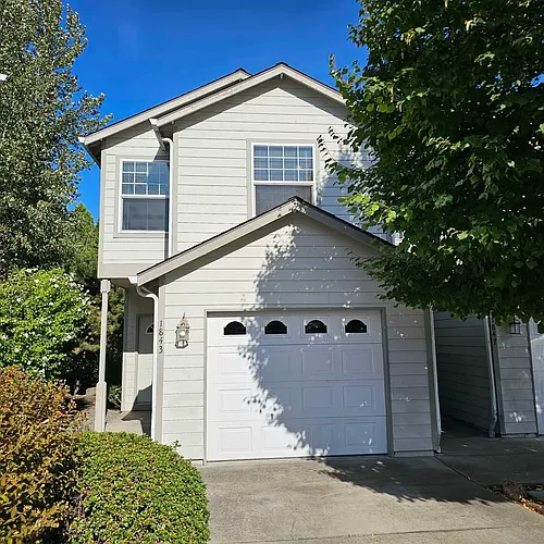 1843 SW Hungry Hill Dr Photo 1