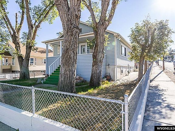 5th image of 209 Gale St