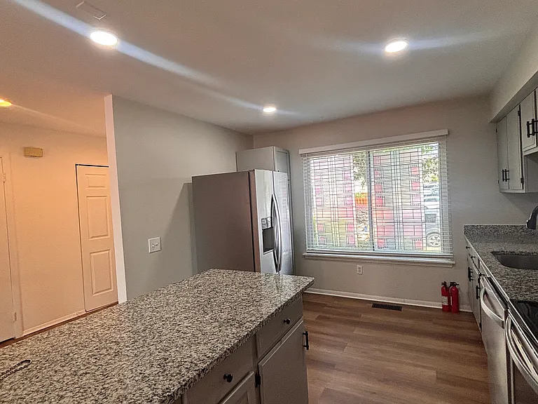 18529 Eagles Roost Dr — Photo 80