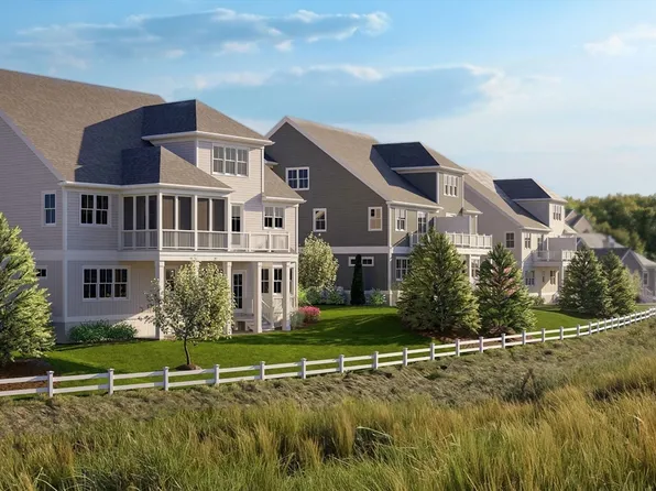 82 Miter Dr #2-1, Plymouth, MA 02360