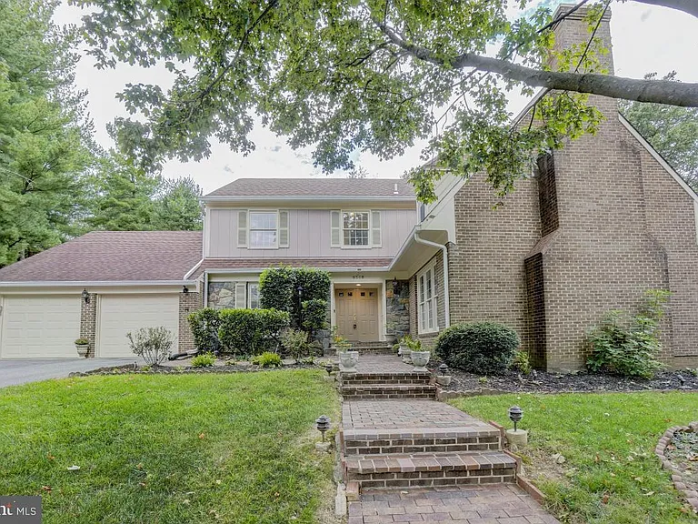 9548 Fox Hollow Dr — Photo 3