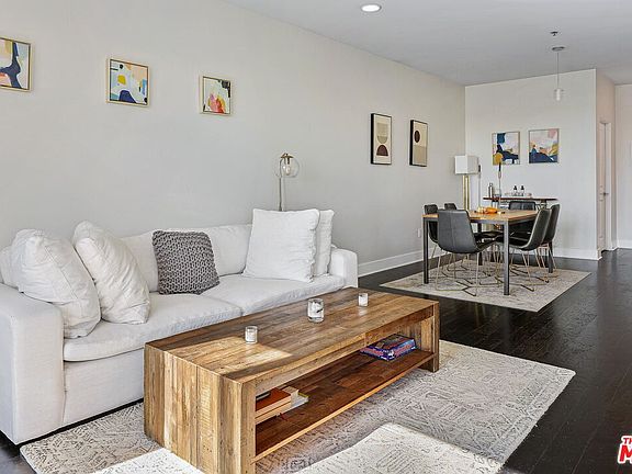 5th image of 817 N Alfred St APT 403