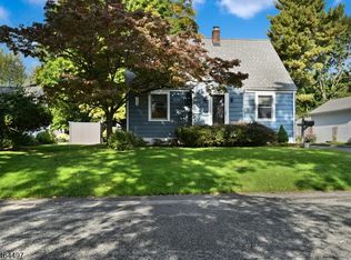 303 E Valley View Ave, Hackettstown, NJ 07840