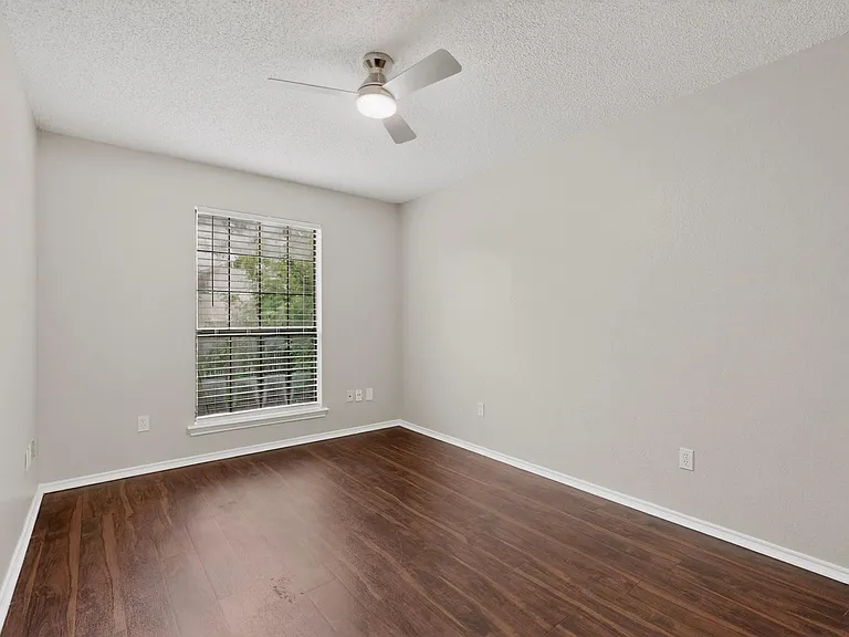 1115 Woodlief Trl — Photo 27