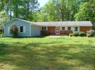 1205 Charles Dr, Laurinburg, NC 28352