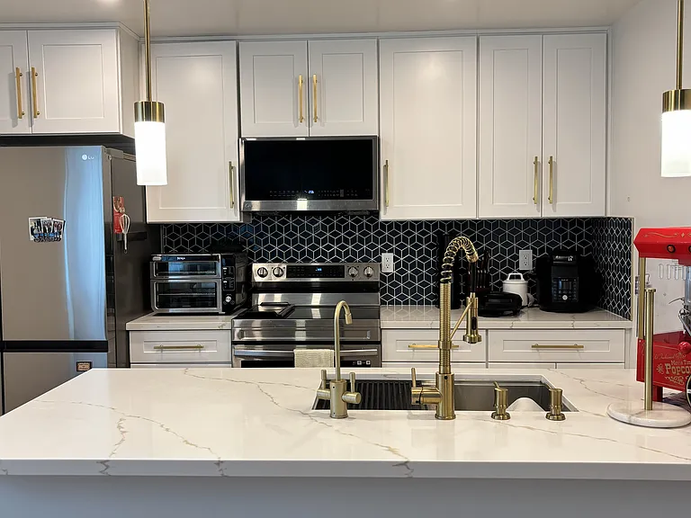 207 Watson Dr — Photo 4