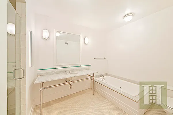 Rented by Halstead Real Estate | media 27