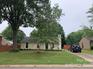 10232 Gloman Ct, Mint Hill, NC 28227