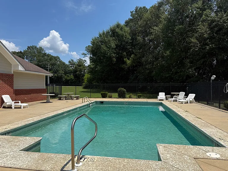 114 Baldwin Dr — Photo 26