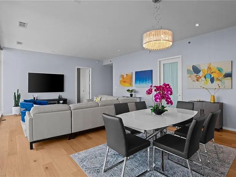 45 Ivan Allen Jr Blvd NW #2506 — Photo 9