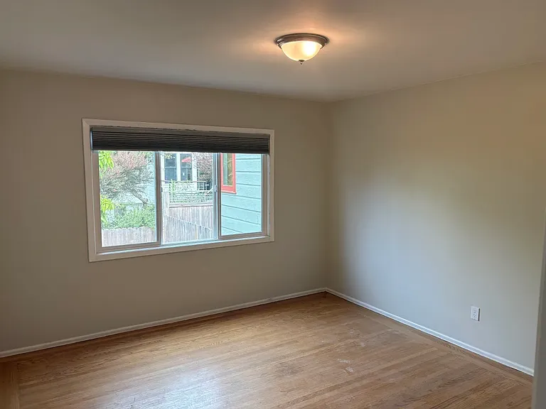 Rear bedroom