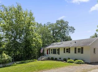 524 Cheyenne Dr, Lake In The Hills, IL 60156