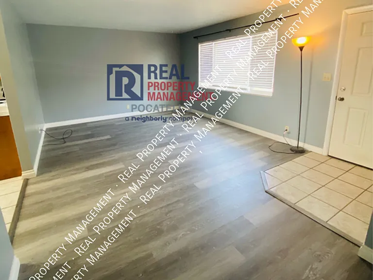 951 Renee Ave — Photo 6