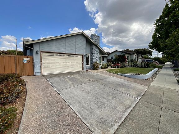 2nd image of 1426 Ormsby Dr