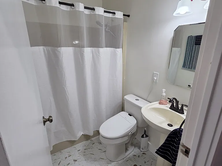 112 Franklin St #C8 — Photo 13