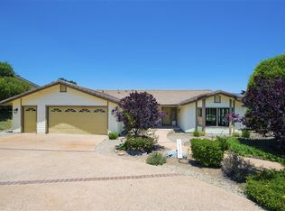 15621 Calistoga Dr, Ramona, CA 92065