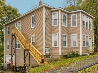 105 Grant St, Gardner, MA 01440