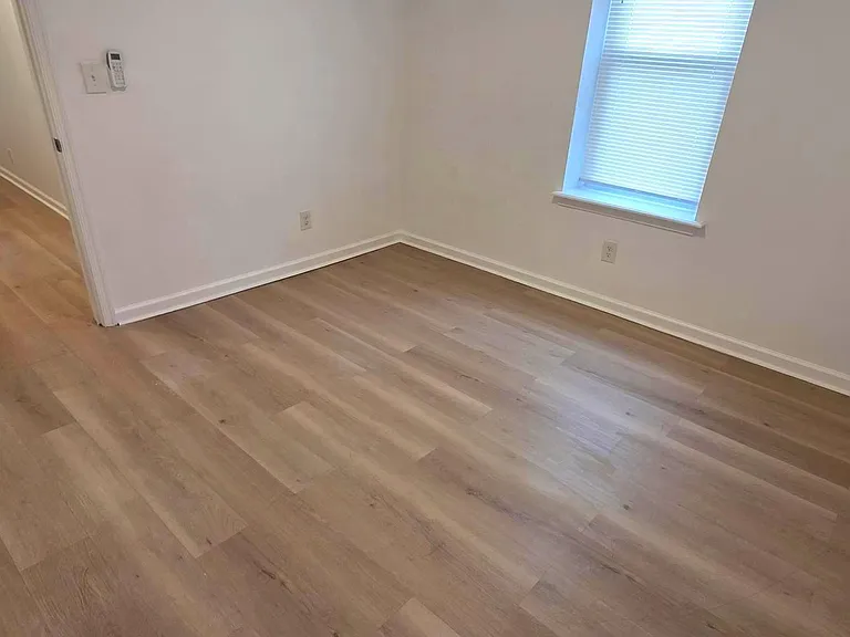 6233 Chew Ave — Photo 35