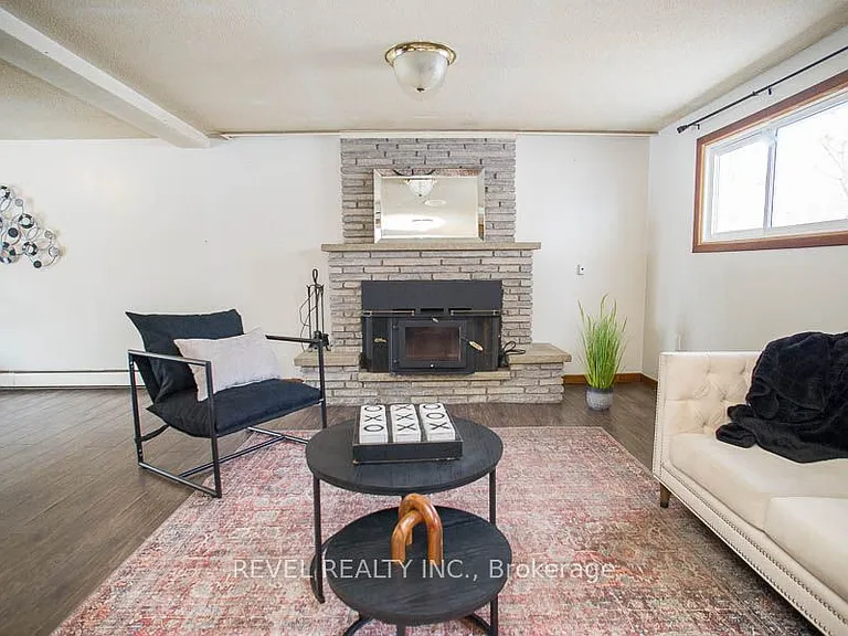 104 Hillside Ave — Photo 23