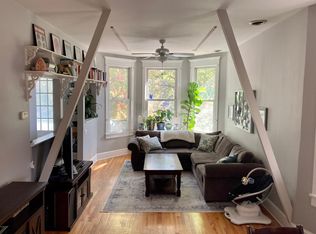 2820 N Racine Ave #2, Chicago, IL 60657