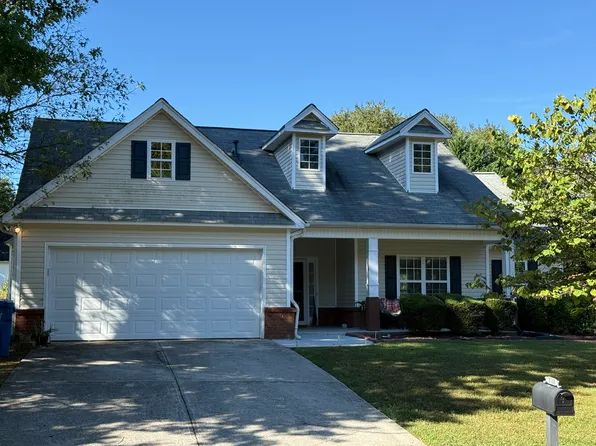 2408 Radcliff Dr, Lawrenceville, GA 30043