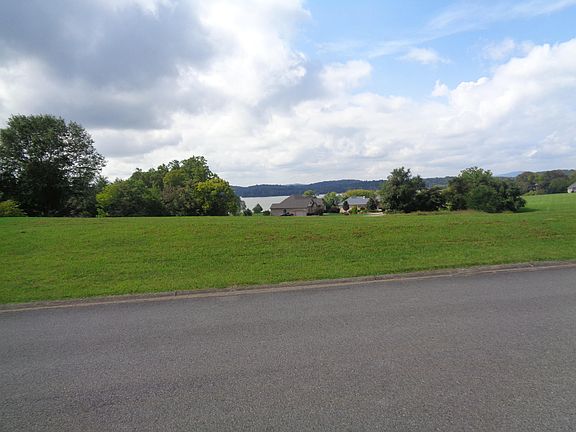 5th image of 1216 Legacy Bay Dr