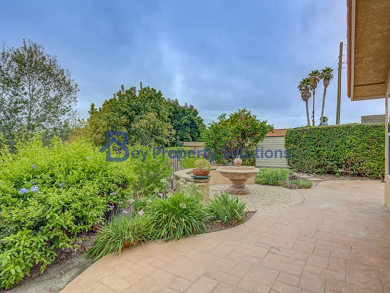 599 Woodland Dr — Photo 54