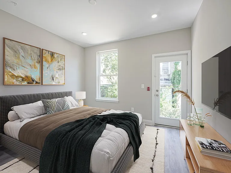 5223 Irving St #1 — Photo 2