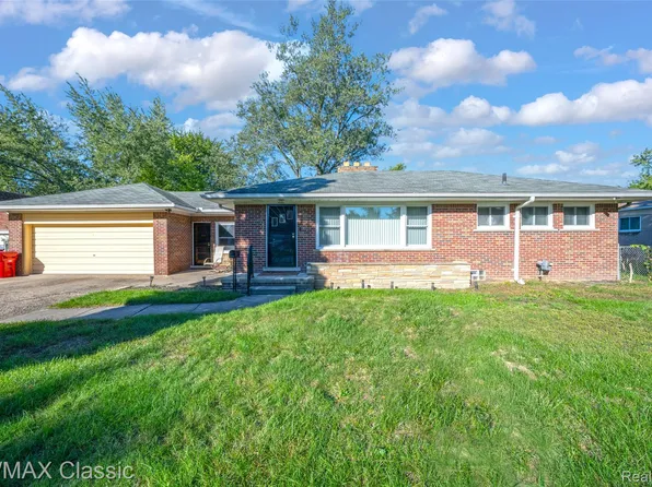 24335 Rosebud Ave, Eastpointe, MI 48021