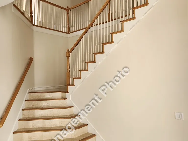 2759 Karoc Ct — Photo 10