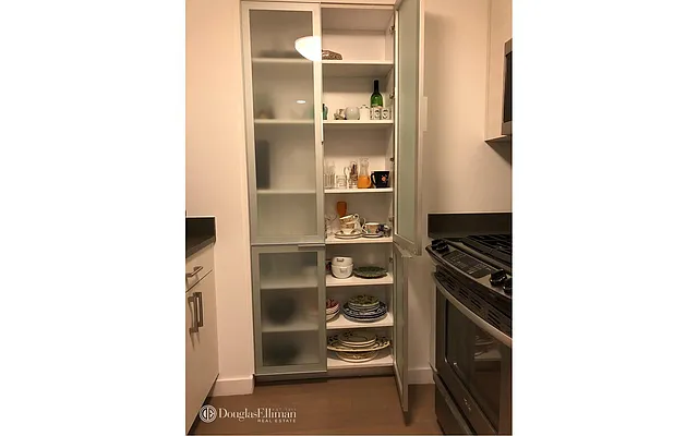 Rented by Douglas Elliman | media 26