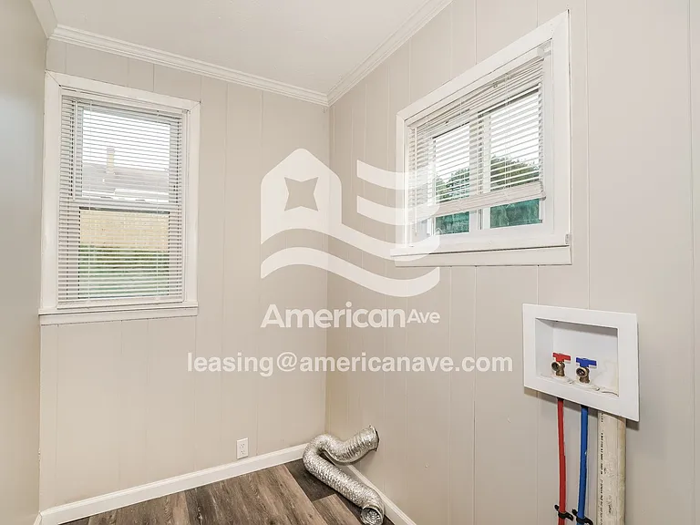 686301_013_laundry_room_13868866.jpg