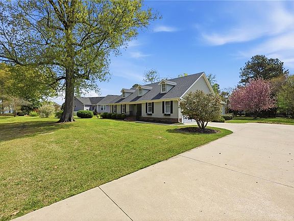 3rd image of 2123 Rivershore Rd